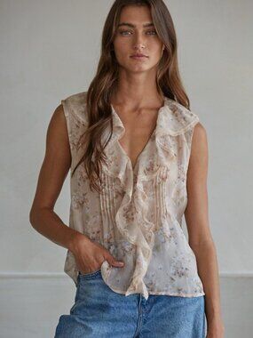 NWT By Together Gardenia Sleeveless Ruffle Top (S/M/L)